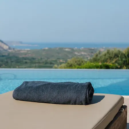 Elia Provarma - Your Villa