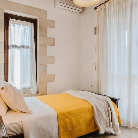 Elia Provarma - Your * ハニア