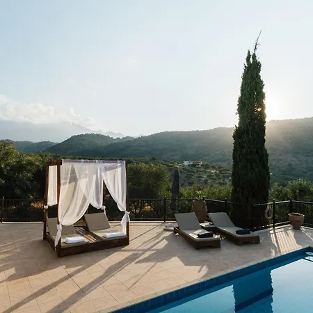 Elia Provarma - Your Villa *