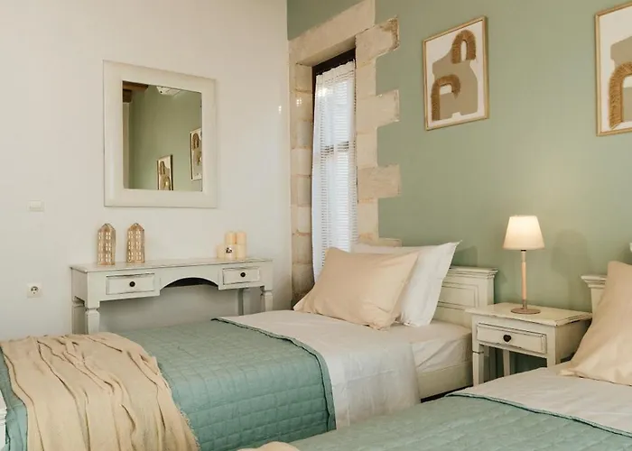 Elia Provarma - Your Вилла Ханья