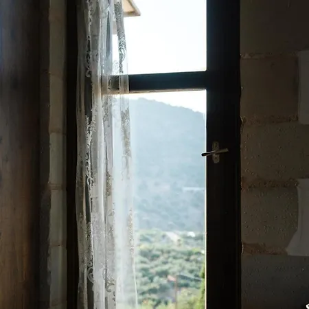 Elia Provarma - Your Villa Chania (Crete)